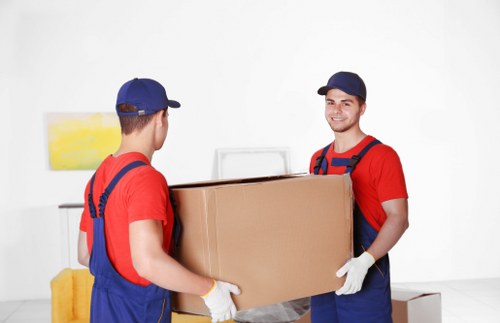 Moving van service for Berrylands homes and local streets