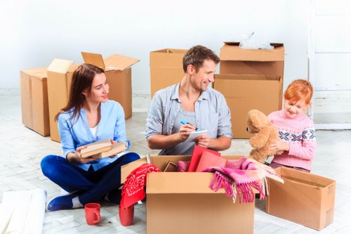 Local moving van booking for Berrylands and nearby areas